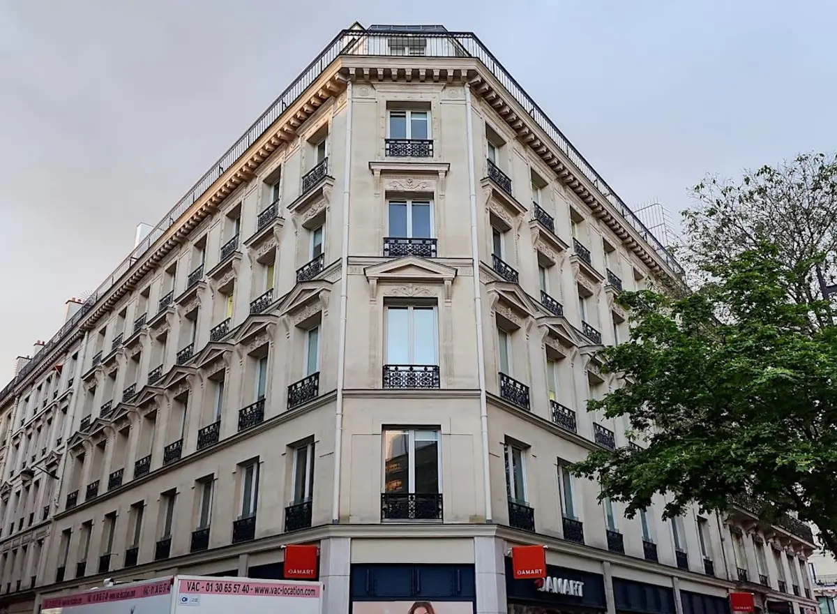 Virtual office in Paris