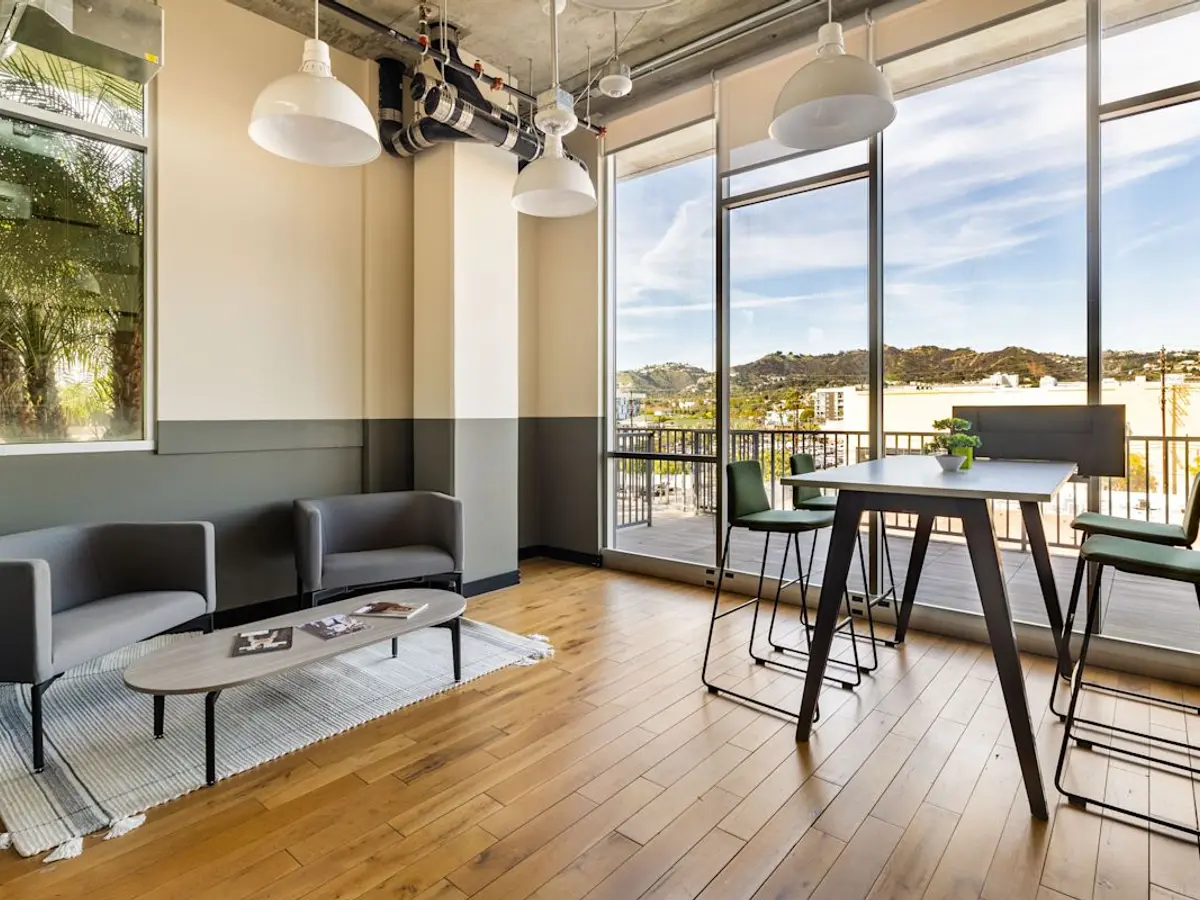 La Brea Ave private offices in Los Angeles