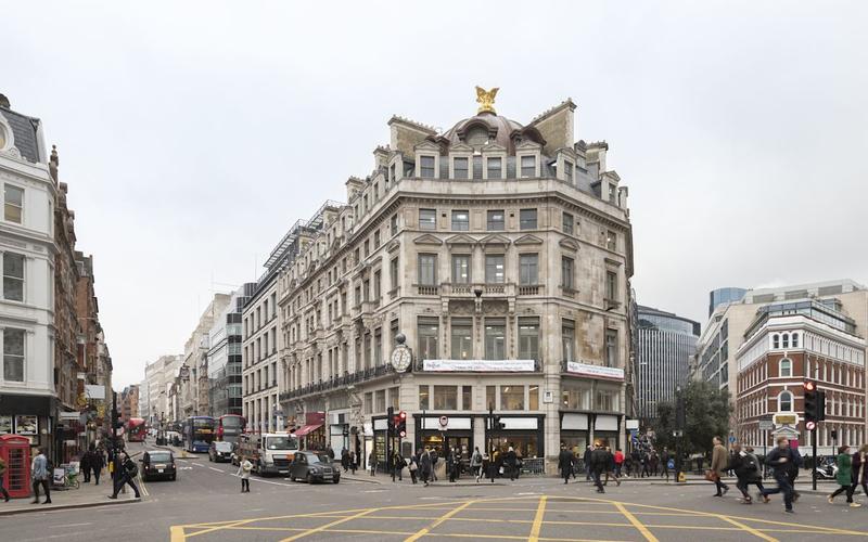 Fleet Street meeting room in London