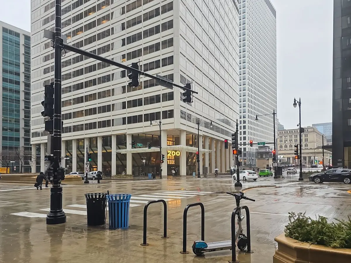 200 South Wacker Drive private offices in Chicago